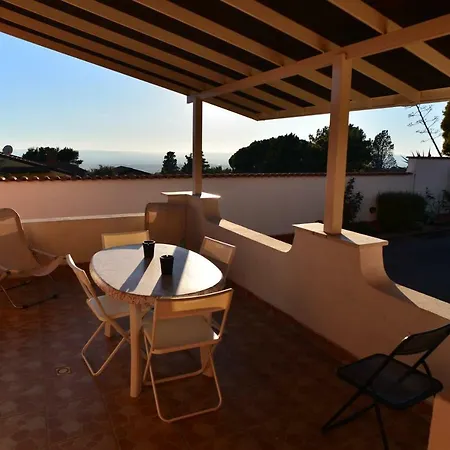 Holiday home Cinzia *