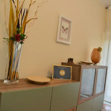 Holiday home Cinzia *