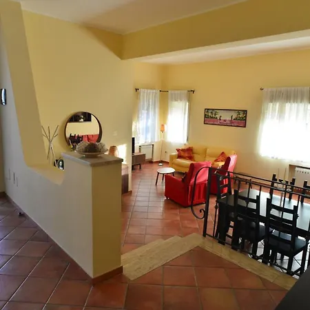 Holiday home Cinzia *